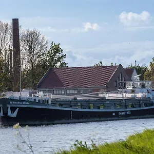 Droomboot Bed & Breakfast Oudenburg